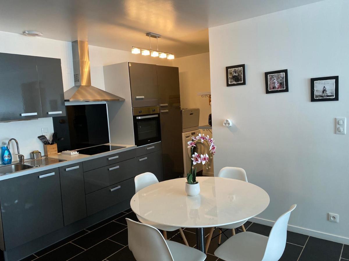 Appartement Neuf Et Moderne Saint-Palais  エクステリア 写真