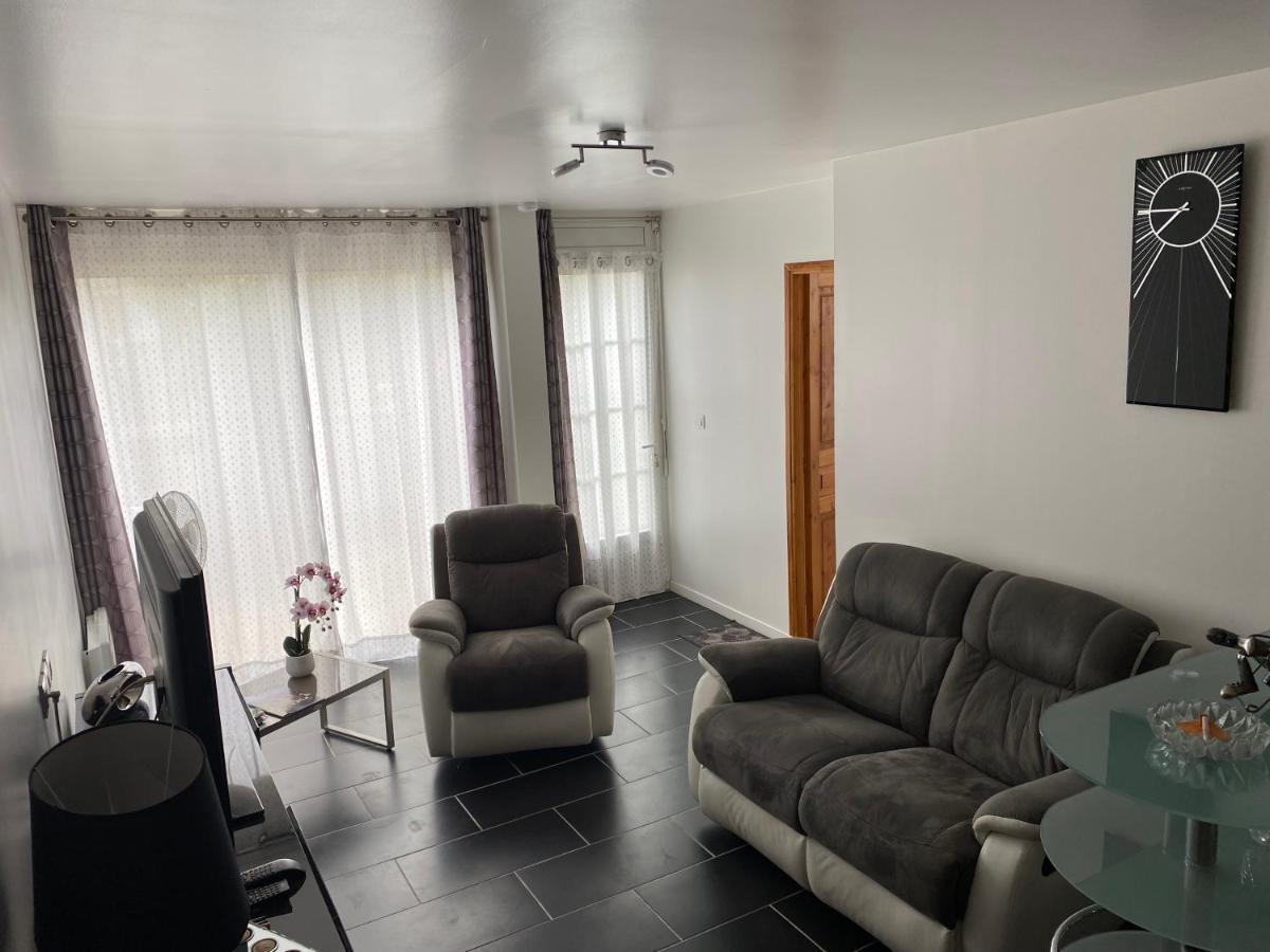 Appartement Neuf Et Moderne Saint-Palais  エクステリア 写真